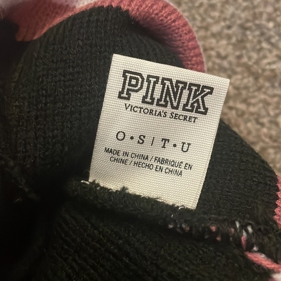 Pink Nation beanie VS fashion show
limited edition - Picture 5 of 6